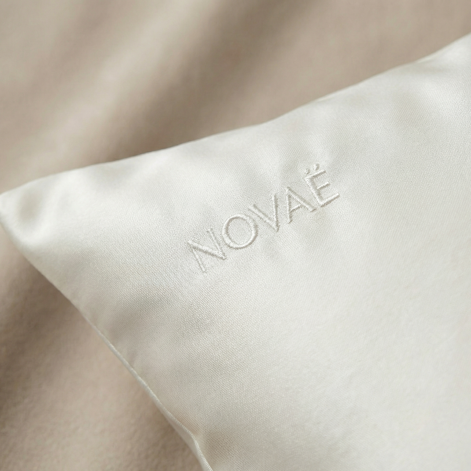 What Makes the Renewal Layer™ Pillowcase Different
